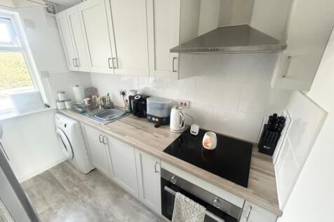 Ashley Court, Ashby Road, Burton upon Trent, DE15 photo 3