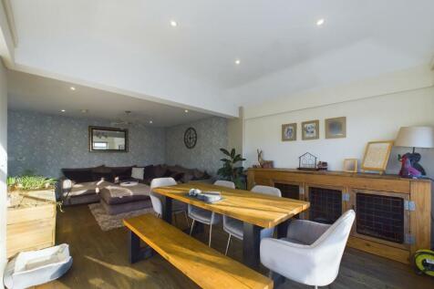 Open Plan Reception Room/Dining Room