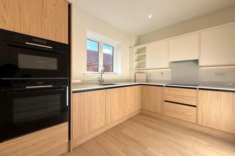Compana Drive, Eastbrook Village photo 2