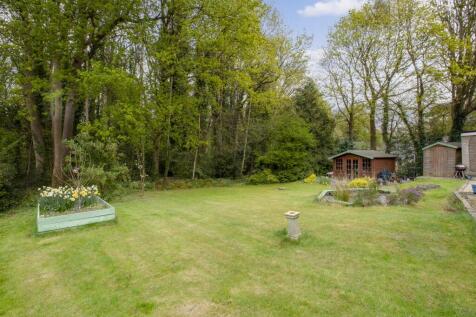 4 Park Lane, HP15 7HY-14.jpg