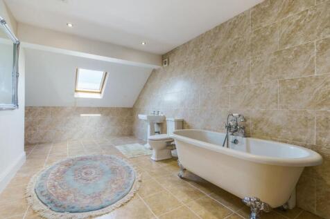 90682_Highfield-House-Cross-Lane  (37)_low.jpg