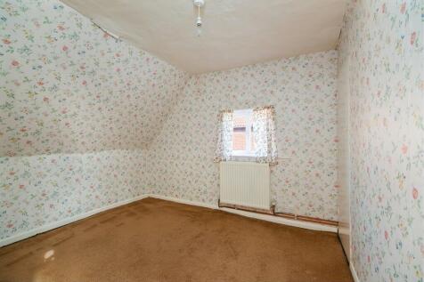 1440px-The Cottag...