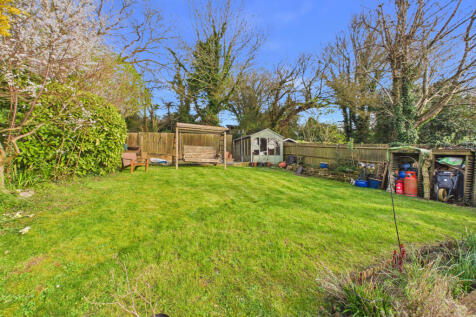 CAM02536G0-PR0077-STILL028