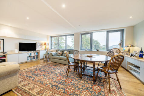 1335459-3-68a3181...