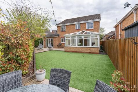 Leek, ST13 - property photo