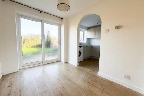 Tanyard Close, Horsham, RH13 photo 4
