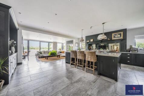 Kitchen/Family Room