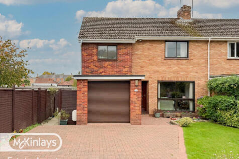 3 bed semi detached house for sale Ashleigh Garde