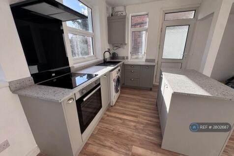 Brand New Fitted Kitchen