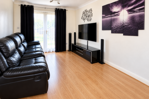 Riverdale Close, Barking, Barking And Dagenham photo 2