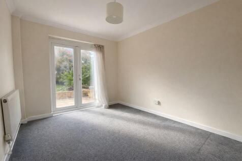 Bridgwater Drive, Westcliff-on-Sea photo 3
