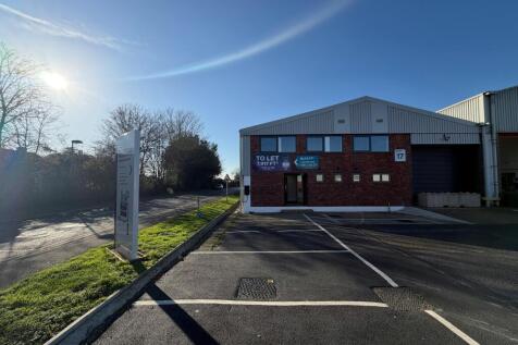 17 Ashford Industrial Estate Exterior 1.jpeg