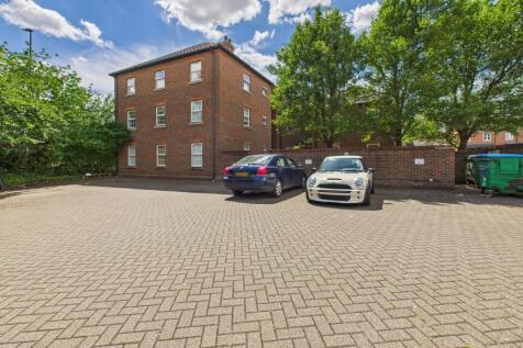 CAM04968G0-PR0058-STILL002