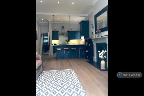 Living / Kitchen