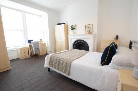 6-bed terraced on 27/28 - West Parade - Student House, £2,860/mo