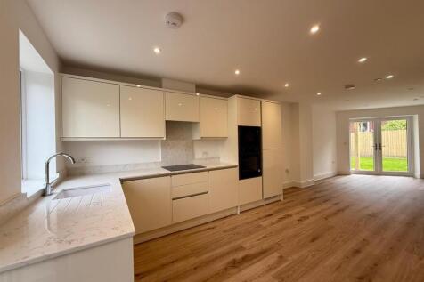 5 mm kitchen.jpg