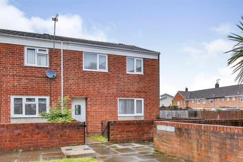 3-bed house on Ivy Grove, Hartlepool, £775/mo