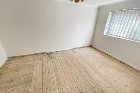 Bedroom One.jpg