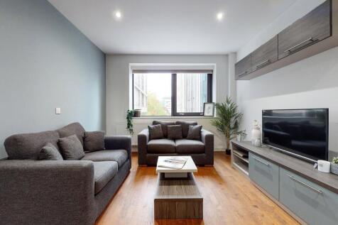 2 bed flat to rent Gordon Rd, London W5 2AL