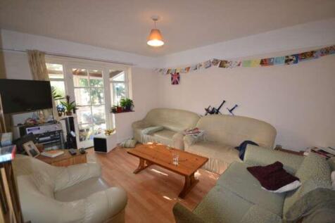 5-bed semi-detached on Redlands Road, Reading, £3,250/mo