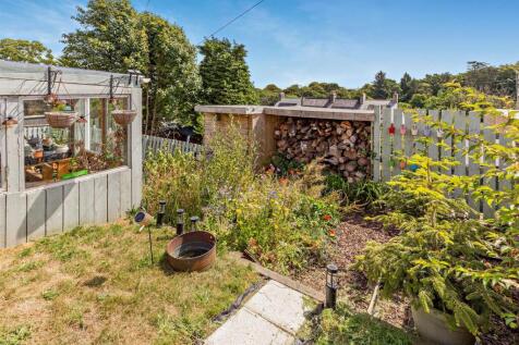 8701414-exterior04-800.jpg