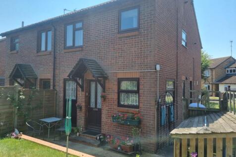 1 bedroom End Terrace for rent