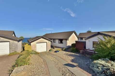 Roughlea driveway and garage