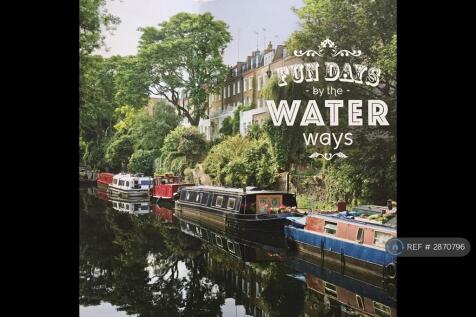 Cycling Along The Beautiful Canals Is a Treat