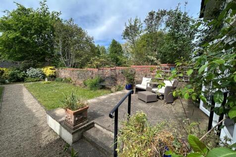 Rear Garden 3.jpg