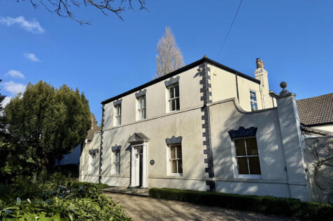 6 Bedroom Detached House - For Sale