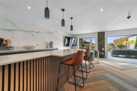 Kitchen/Family Room