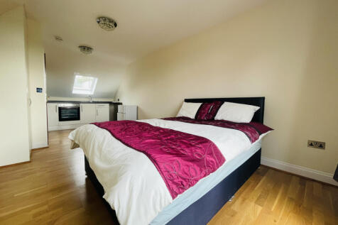 STUDIO FLAT