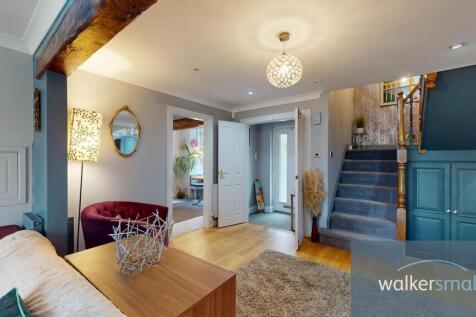 Foxes-Hollow-22a-Hall-Drive-06012025_155813