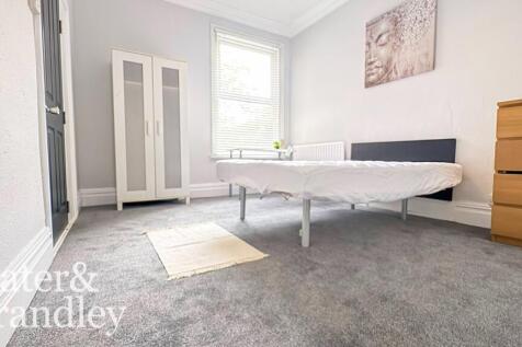bedroom 2_