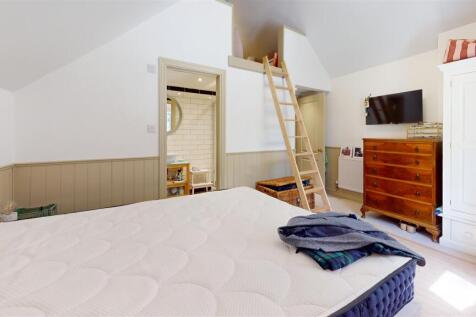 Annexe bedroom 2.jpg