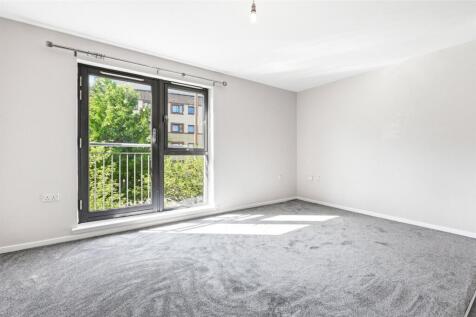 Harvesters Square, Edinburgh, EH14 photo 3