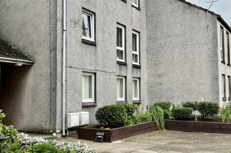 14 Maxwell Wynd, Kirkcudbright - Williamson and He