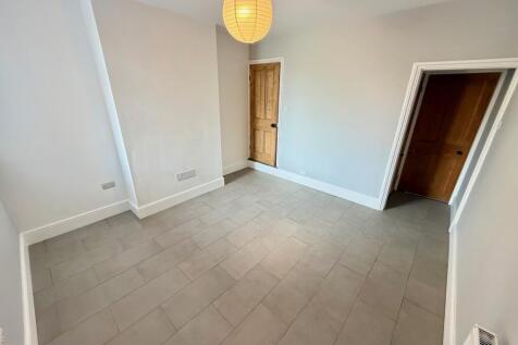 Lower Cambridge Street, Loughborough photo 5