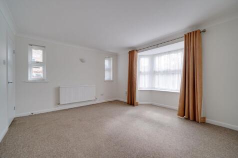 Devoke Close, Huntingdon, PE29 photo 4