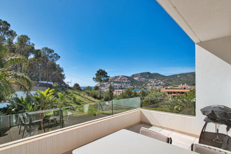port_andratx_apartment_pool.jpg