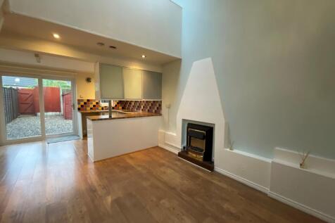 67 The Paddocks, Bicton Heath, Shrewsbury, Shropshire, SY3 5ER photo 5