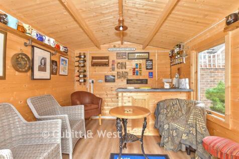 Workshop/Outbuildings