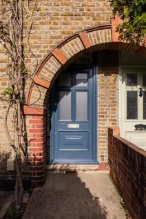 Elphinstone Road, E17