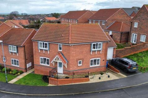 Whitby, YO22 - property photo