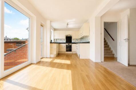 Kitchen 3.jpg