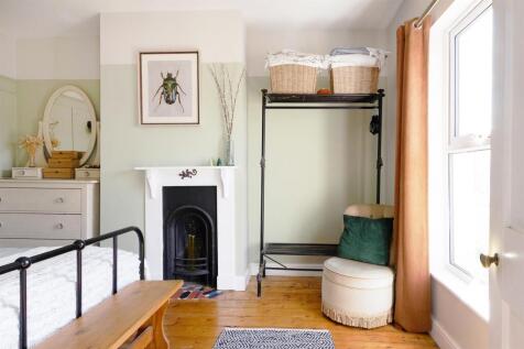 3 Harborough Road, Clipston