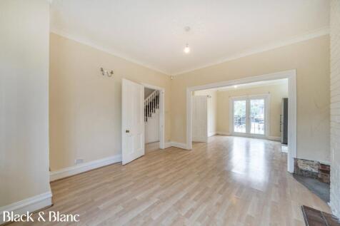 Living/ Dining Room