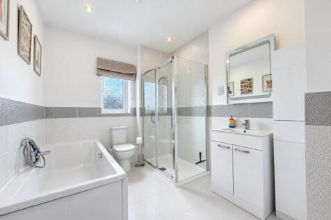 17 Salisbury Avenue photo 5