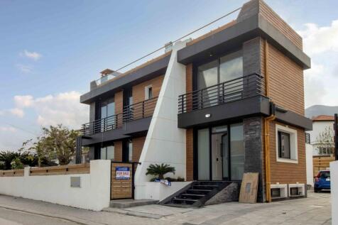 3-bedroom contemporary designed LUXURY villa + private swimming pool + underfloor heating infrastructure + cinema room Image 9999 2