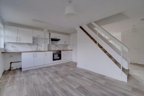 Beech Close, Huntingdon, PE29 photo 3
